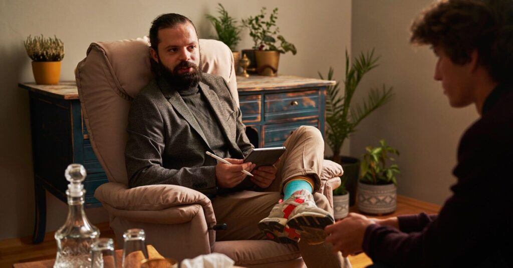 كيفية العثور على المعالج المناسب لاضطراب ثنائي القطب